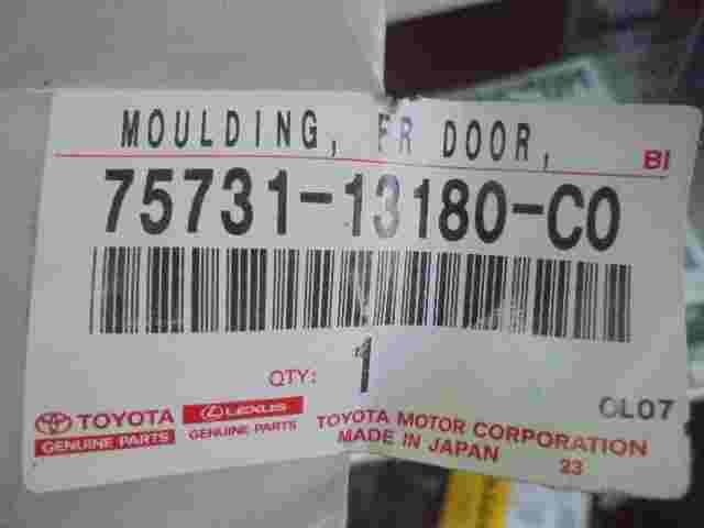 Moldura puerta Toyota Corolla E12 120 RH 7573113180 7573113180C0 75731-13180-C0