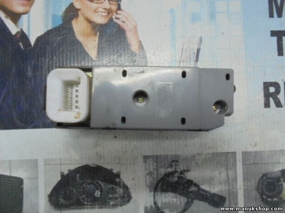 mando botonera elevalunas Mitsubishi Space Runner N50 2000