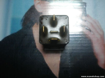 Relé Opel Frontera 398.10 90213540 90 213 540