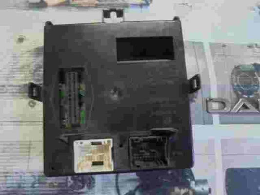 Caja de fusibles Renault Laguna 74N1 JV13.00 8200309015 8200309015N 8200262050