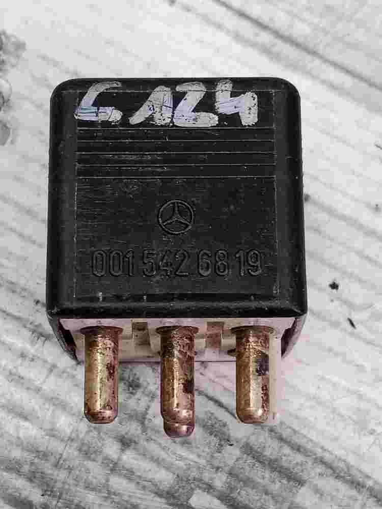 Relè ventola radiatore Mercedes W124 W201 W126 W123 W140 0015426819