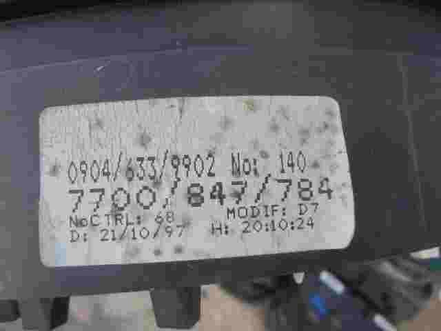 Cuadro de instrumentos Renault 7700847784 09046339902 09046339051 431335D