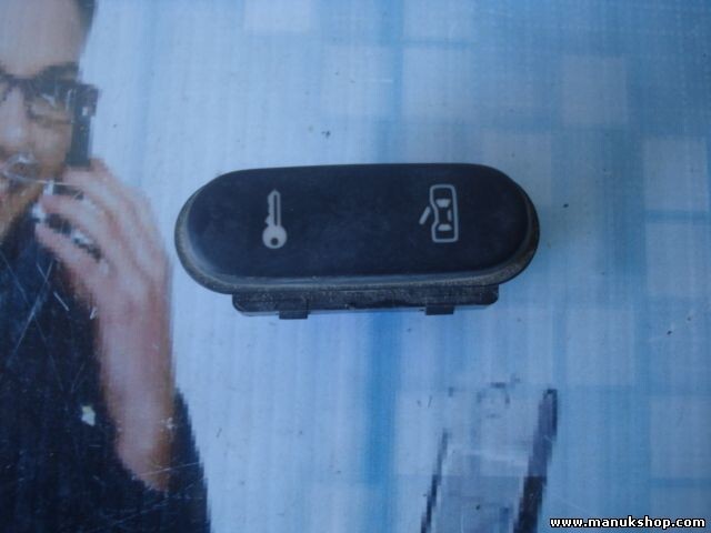 Interruptor del cierre centralizado Seat Leon 1P Altea 5P 5P0962125 072602S