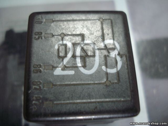 Nebbia relè Audi 100 A4 A6 A8 NR.203 8A0951253A 899585 8A0 951 253A 8AO951253A