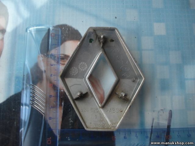 Emblema trasero Renault Safrane Laguna Kangoo Megane Cabrio 7700824625 824625