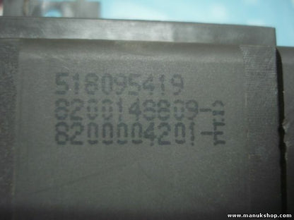 Scatola fusibili Renault Laguna 2.0 2004 16V 518095419 8200148809 8200004201E