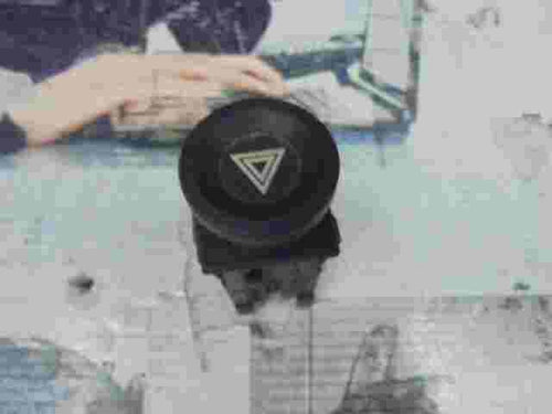 Interruptor de emergencia warning  Citroen AX