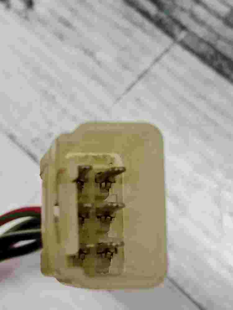 Niebla interruptor  Suzuki Vitara SE SV 1.9 SP110 SE77 3728070F00000