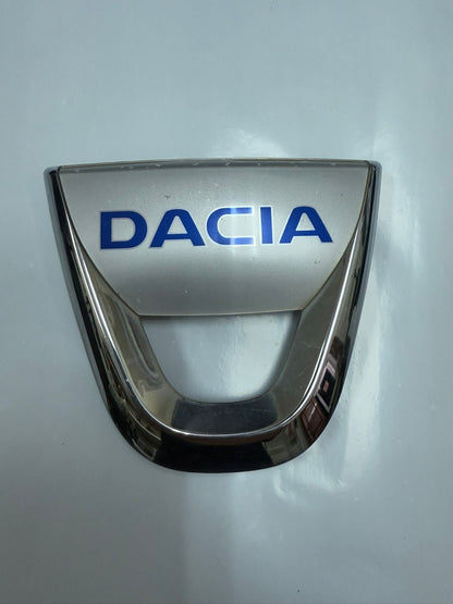 Emblema trasero Dacia Logan Sandero 2004-2017 8200811906A 8200811906 A