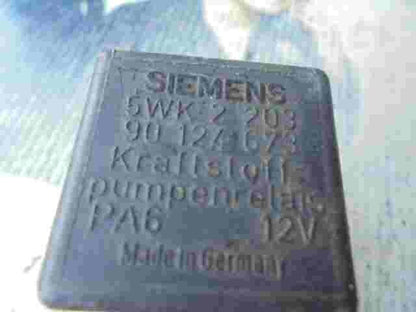 Relè pompa carburante Opel Kadett E Ascona C 90124673 SIEMENS 5WK2203
