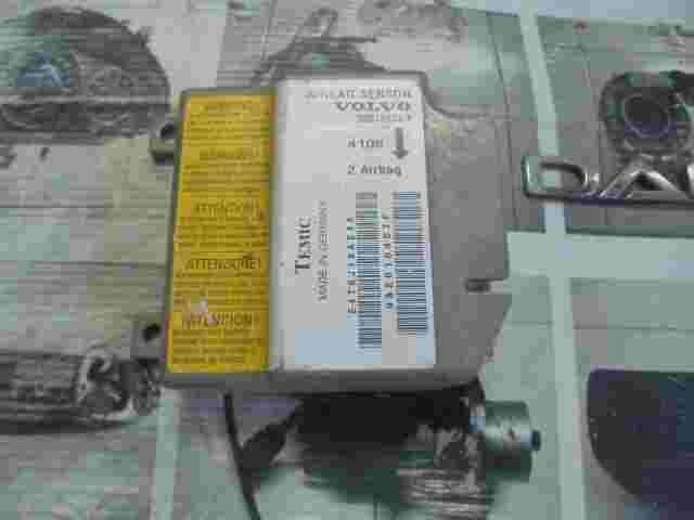 Sensor de impacto de airbag  Volvo V40 30613471F 982610457F 4100 E4T8J18AE88
