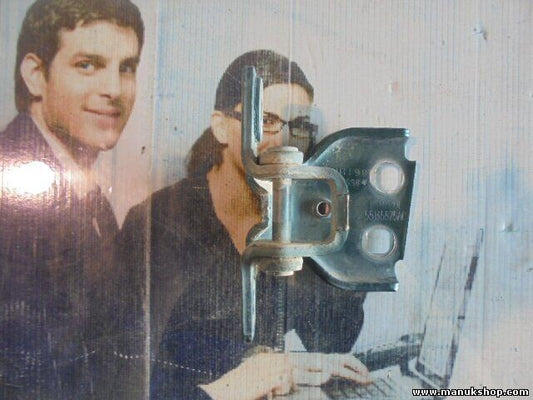 Bisagra de la puerta trasera derecha abajo Jeep Grand Cherokee WJ WG 55135575AC