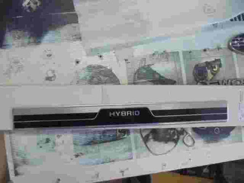 Estriberas taloneras acero delantero izquierdo Toyota Prius IV RAV 4 PW3820R000