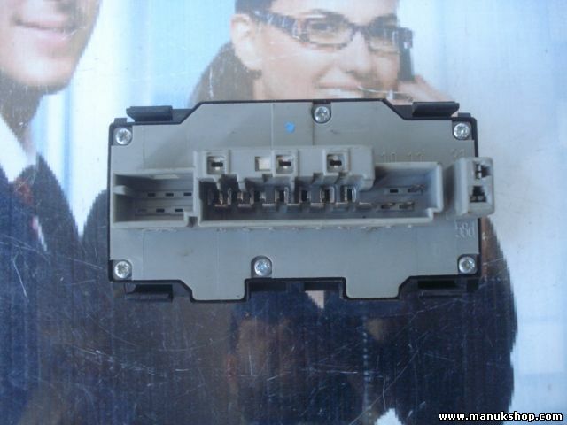 Interruptor de emergencia Mercedes-Benz W 202 2028207810 501268395 52691374