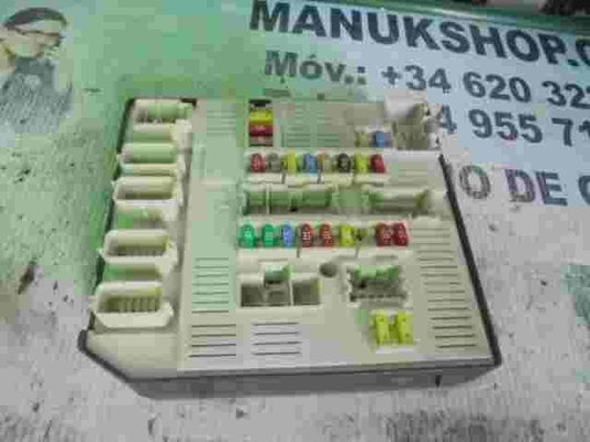 Caja de fusibles de relé Renault 519339311 284B60008R E USM BD95 L1 8229108477