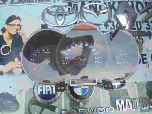 Cuadro de instrumentos  Kia Sorento B347 940132P471 94013-2P471 A2C53311478