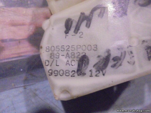  Cerradura puerta trasera derecha Nissan Pick 805525P003 89A822 89-A822 D/L ACTR