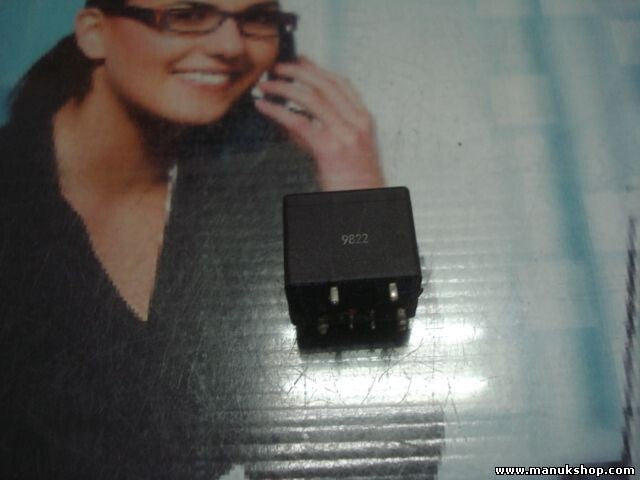 Relé SIEMENS V23076-A1001-C133 V23076A1001C133