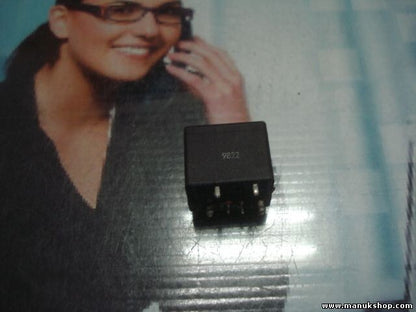 Relé SIEMENS V23076-A1001-C133 V23076A1001C133