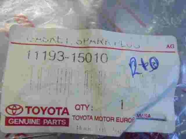 Gaskets Spark Plugs  Toyota Corolla Celica 1119315010 11193-15010