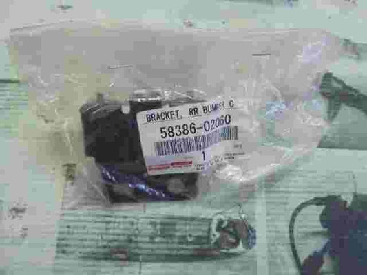 Staffa (RR) Paraurti C Toyota Auris 5838602060 58386-02060