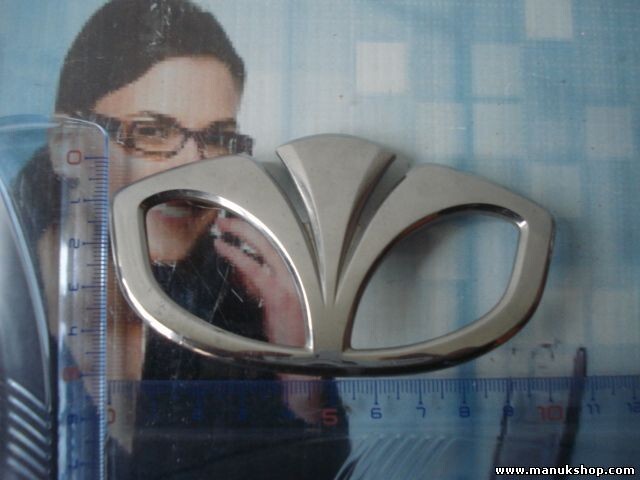 Emblema trasero DAEWOO M150 HOOD