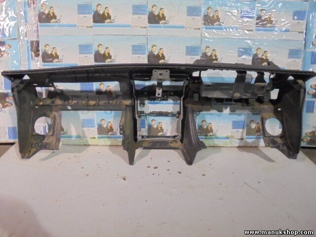 Salpicadero Mitsubishi Montero Pajero MB652121 LHD