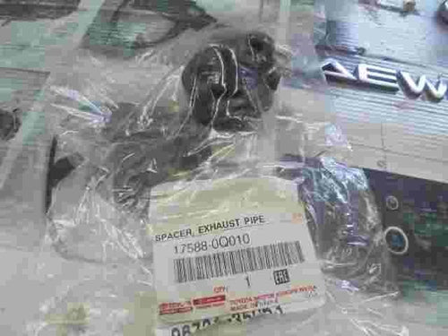 Exhaust Spacer Pipe  Toyota Aygo 175880Q010 17588-0Q010