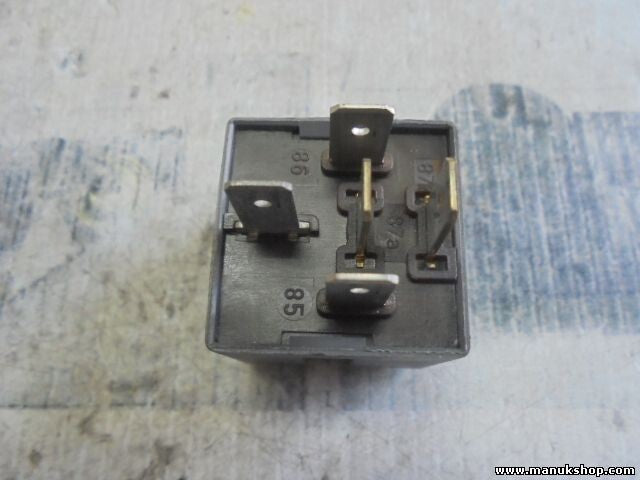 Relé Iveco 24V 2991710