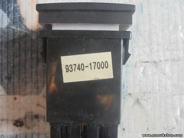 Niebla interruptor Hyundai Matrix Bj 05-08 9374017000 93740-17000