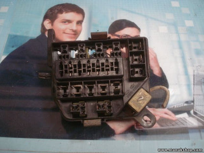 Caja de fusibles Hyundai Atos 9121102000 91211-02000