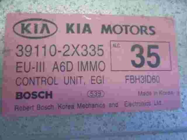 Centralita Kia Spectra II Cerato Shuma II 391102X335 1039S03820 BOSCH 0261208504