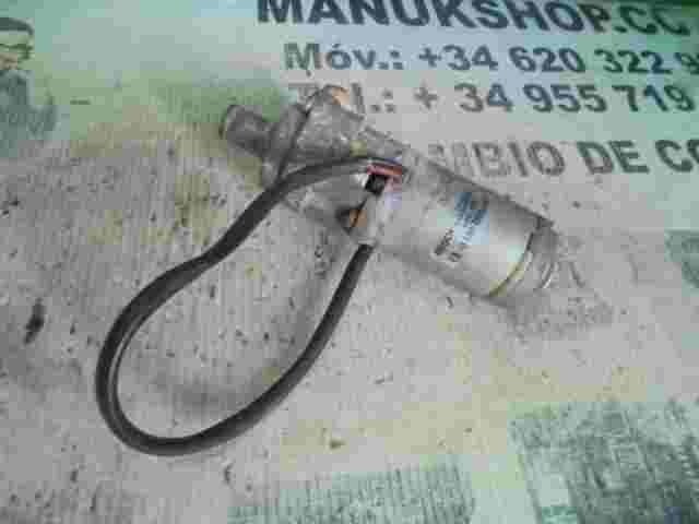Pompa acqua Mercedes-Benz W126 500 SEL 0130002069 BOSCH 0 130 002 069