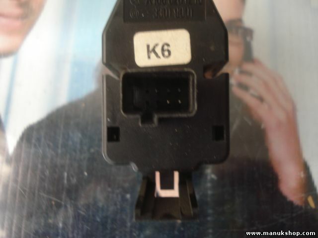 Interruptor de emergencia Mercedes-Benz A-Klasse W168 A1688201210 33019001