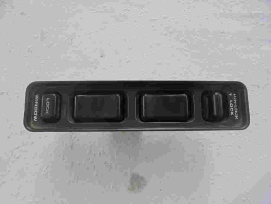 mando botonera elevalunas Suzuki Vitara 3799060A00
