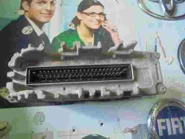 Centralita Seat Ibiza Cordoba 6K0906030A 6KO906030A 6160036401 IAW1AVV4