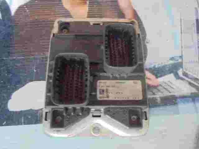 Centralita Opel Corsa B 1.0 09164450 BOSCH 0261206169 26SA5621 484162
