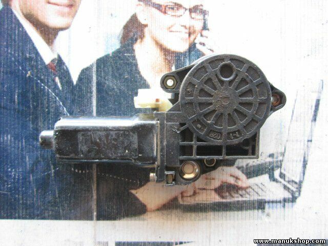 Motor elevalunas delantero izquierdo Hyundai JK-01 2.5 F00S1A2143 HR805980 