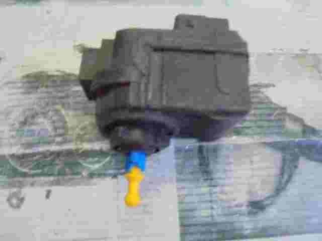 Control de alcance de los faros Fiat Palio Siena Strada 7079875