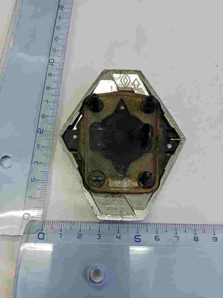 Emblema  Renault Megane 5cm. 9672M