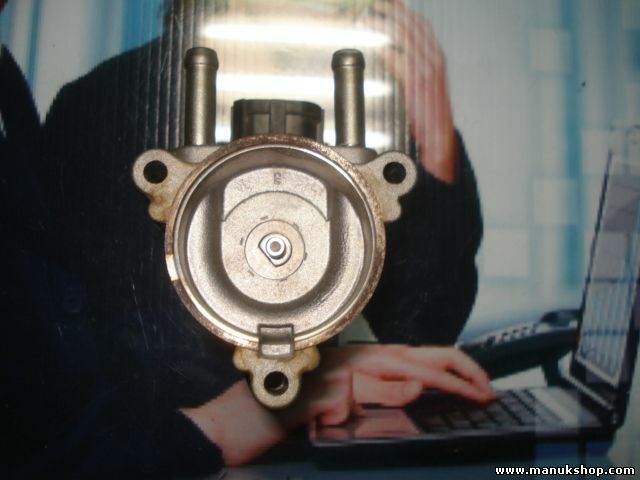 Valvola EGR Nissan Almera N16 Primera (P11) 147105M001 AMV5107A AMV51-07A