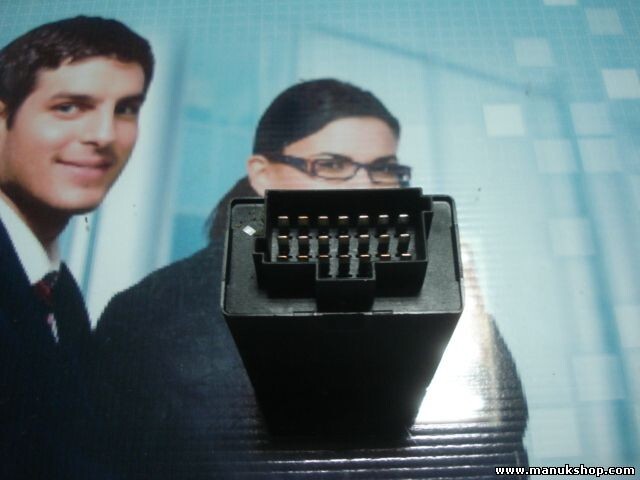 Combinado relé luneta trasera limpiaparabrisas trasero Mercedes-Benz A0004460027