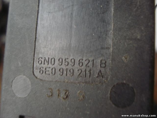 Interruptor Luneta Trasera Desempañador VW Volkswagen 6N0959621B 6E0919211A
