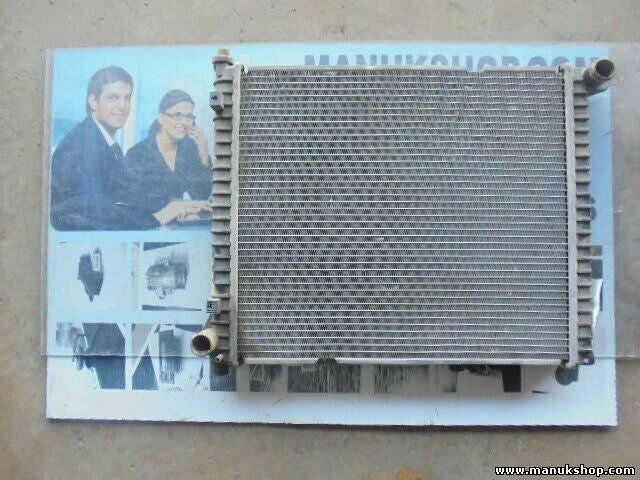 Radiador de agua Land Rover NISSENS 64300A ESR 4199 ESR4199 PCC001020 PDK000100