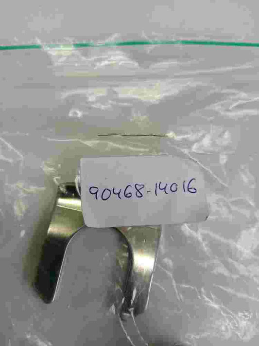 Clip  Toyota Corona 9046814016 90468-14016