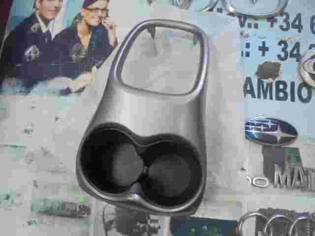 Consola central Toyota Aygo 588040H020  588040H020B2 588040H020 B2 B3B4