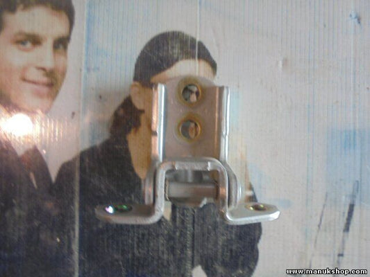 Bisagra de la puerta trasera derecha abajo Nissan X-Trail T30 103 KW, 140 PS