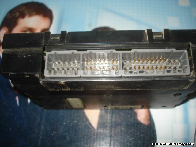 Dispositivo de control multifunción Land Rover YWC106080 27VT CCU 52010469D