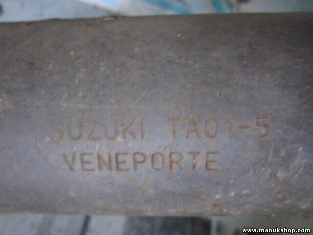 Escape Suzuki Samurai Santana 1.3l 88 (44 kW / 47 kW / 51 kW / 59 kW SZ020001003