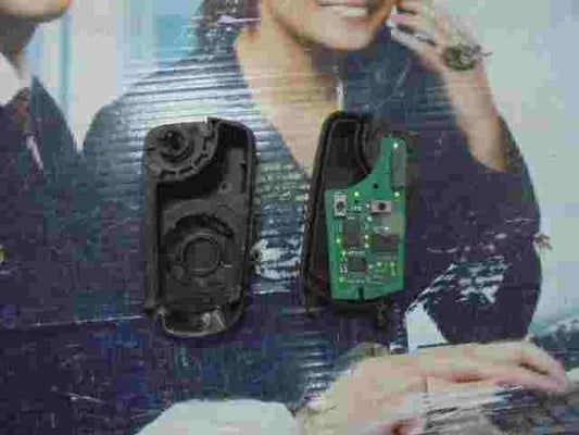 mando control remoto Opel Astra H Zafira B Valeo 13149658 E250013697A